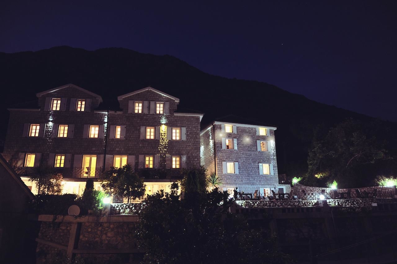Отель Hotel Per Astra Пераст-17